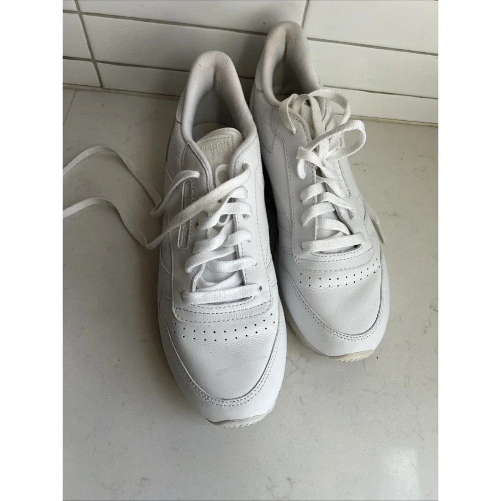 Reebok Classic Leather Triple White Mens Running Walking Shoes 9.5 - Picture 3 of 7